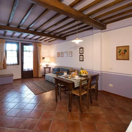Casa Lari *