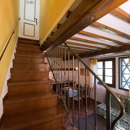 Casa Lari