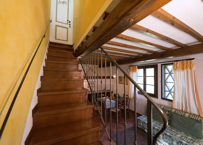 Casa Lari